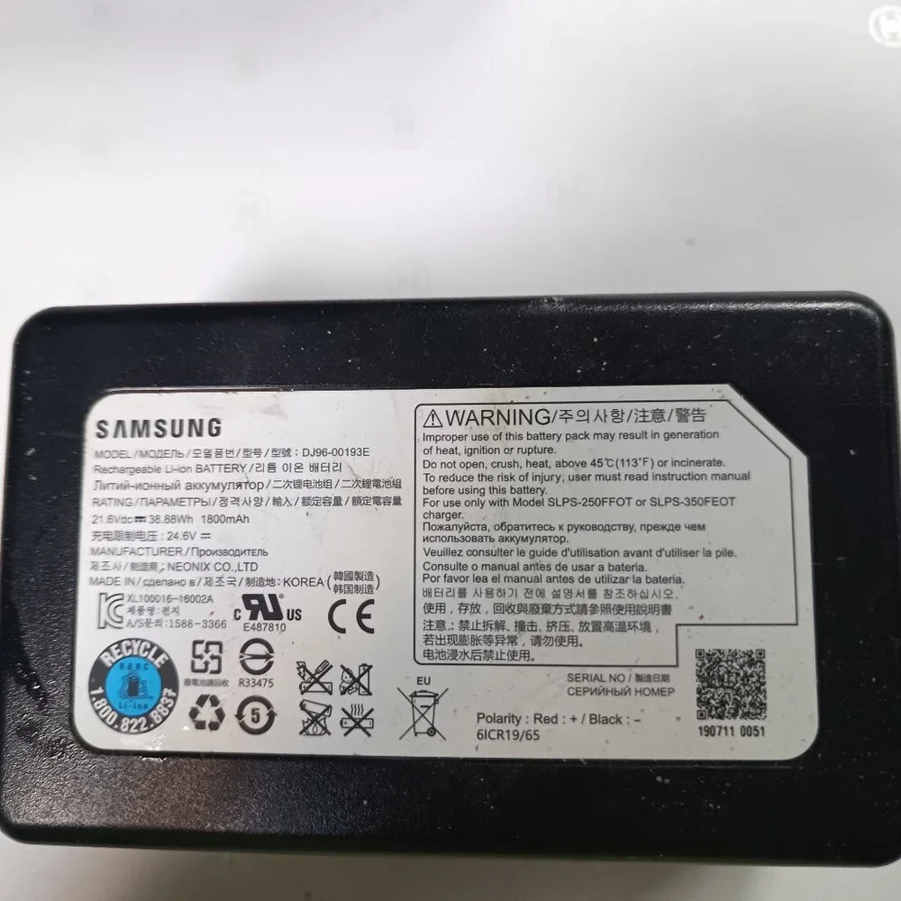 Samsung powerbot vacuum replacement batterry. DJ96-00-193E